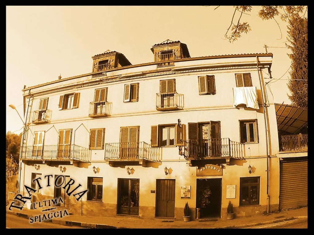Ultima Spiaggia B&B Torino Eksteriør bilde